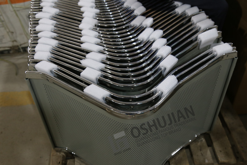 How to distinguish material of stainless steel airport chair(图1)