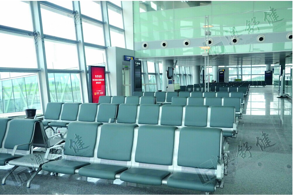 airport chairs