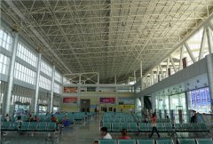 The color, service life and surface description of airport c