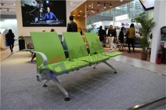 Waiting chair with USB socket