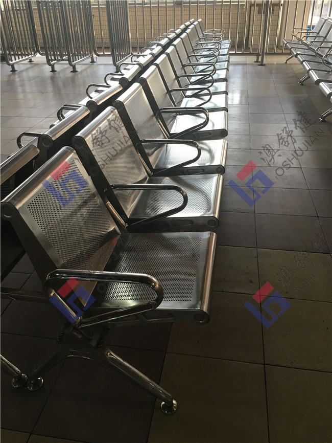 waiting chair