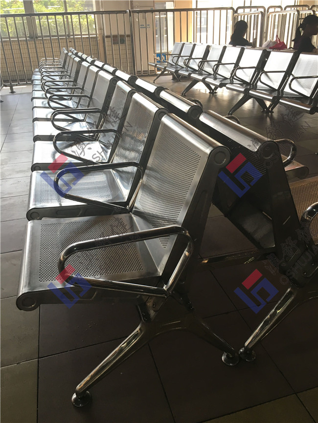 waiting chair