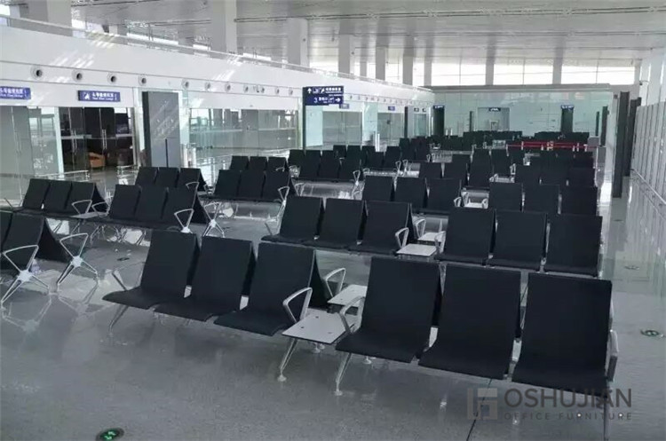 Airport chair 