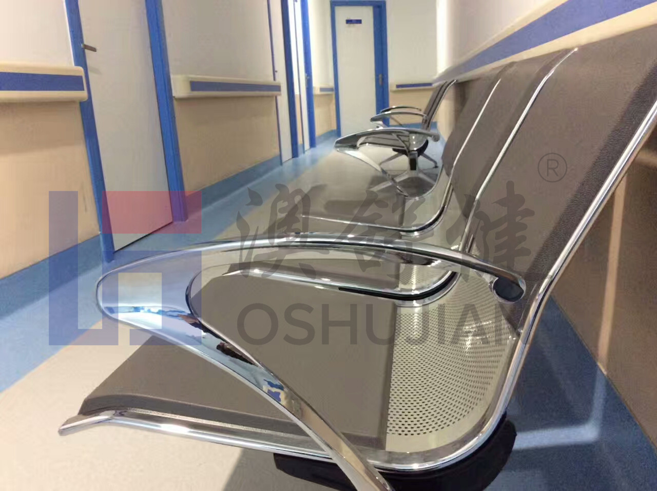 airport chairs