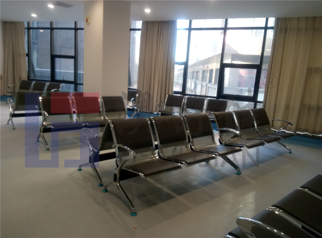 airport chairs