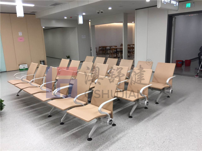 waiting chair