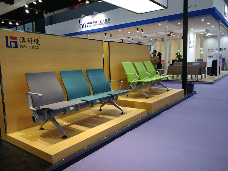 2.2 C21, the First Day of Guangzhou Furniture Fair(图5)